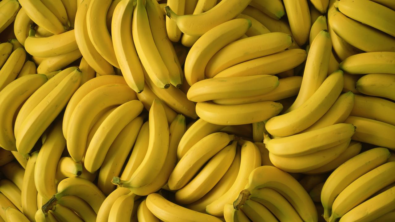 Five boxes of bananas sell for 30